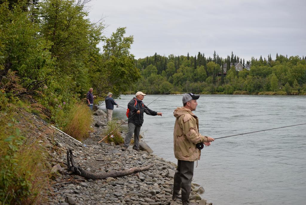 Salmon Catcher Lodge Кенай Екстер'єр фото